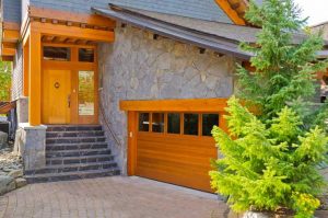 Custom Garage Doors Installation